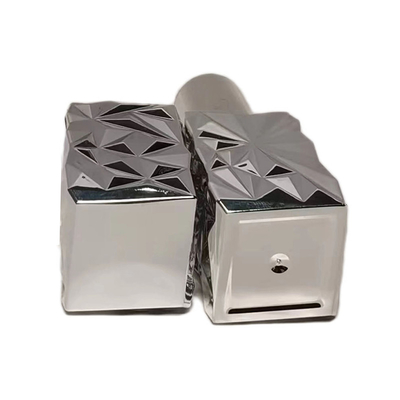 3.5ml Tubi per balsamo per labbra Tubo lucente per labbra Rostre esterno nero Tubi interni d' argento Contenitore ricaricabile per contenitori