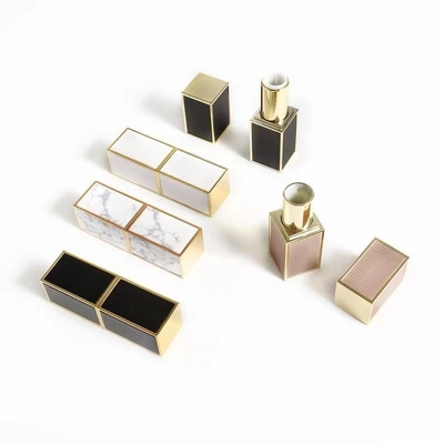 Confezione con scatola di rossetto Prezzo all'ingrosso personalizzato Squeeze Lip Gloss Rossetto tubo Rossetto Display Stand Con Capsula