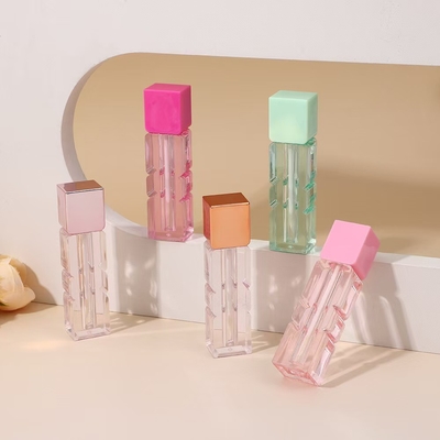 Tubo per rossetto per labbra vuoto a misura 3.5g 5g con chiusura a vite di sigillo di gomma Tubo di balsamo per labbra in plastica per imballaggi per contenitori cosmetici