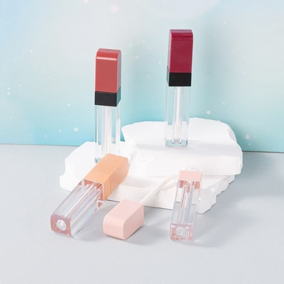 Materiale metallico Tipo 3G Tubo di rossetto per bocca a bivio vuoto con chiusura a vite di sigillo di gomma Tubo di balsamo labiale di plastica per contenitore cosmetico