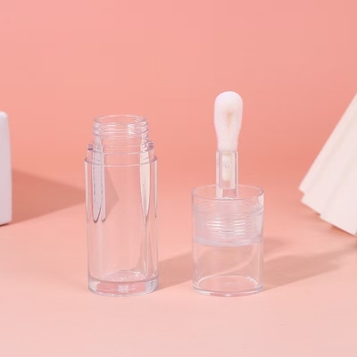 Materiale di plastica resistente Tipo tubi per labbra lucente per cosmetici Blush alto lucente 5ml Vari stili