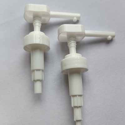 28mm 32mm Dispensatore di liquidi a colori personalizzati Pompa di lozione per la testa quadrata per il lavaggio delle mani