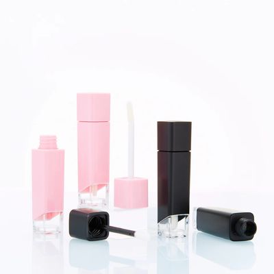 Rotate Lip Gloss Stick Lip Mask Lip Balm Bottiglia di plastica adatta a tutti i tipi di pelle