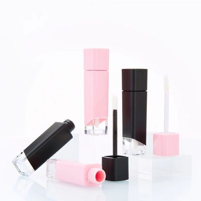 Rotate Lip Gloss Stick Lip Mask Lip Balm Bottiglia di plastica adatta a tutti i tipi di pelle
