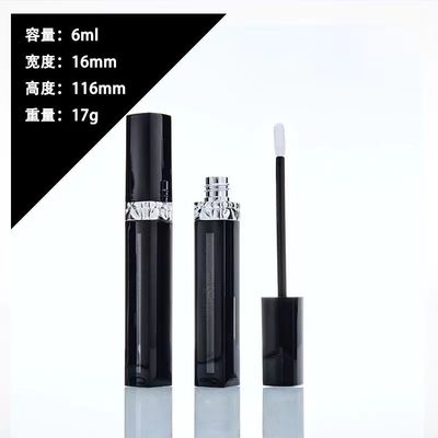 Facile da trasportare Logo personalizzato tubo lucido per labbra nero con chiusura del tappo a vite effetto lucido
