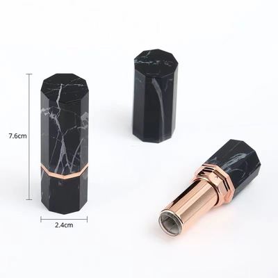 Tubo Ottagonale di Rossetto in Marmo Nero di Lusso con Dettaglio Oro Rosa