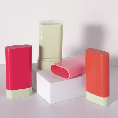 Bottiglie di plastica retrattili rotanti in vari colori possono essere utilizzate per la protezione solare e la crema per il corpo