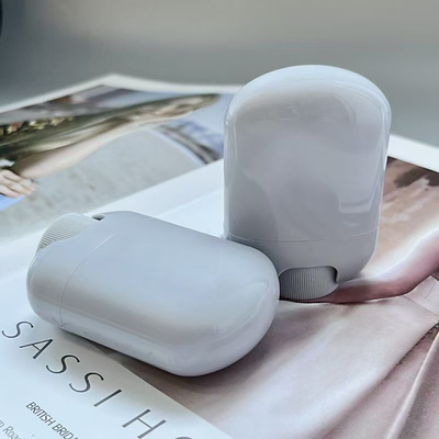 Stick Bottiglia Balsamo per le labbra Bottiglia Riempimento dal basso Contenitore per imballaggio cosmetico in plastica Riutilizzabile