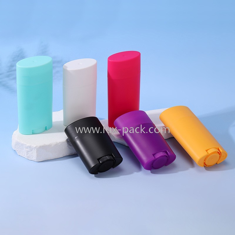Flaconi cosmetici in plastica con colori personalizzati per protezione solare e crema corpo