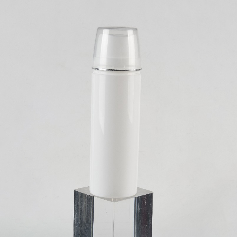 Disegno speciale della testa della pompa di crompaggio Bottiglia senza aria in PP con 30ml 50ml 75ml 100ml 150ml Opzioni di capacità multiple e colori over cap Stampa di seta e spray opaco Accetto